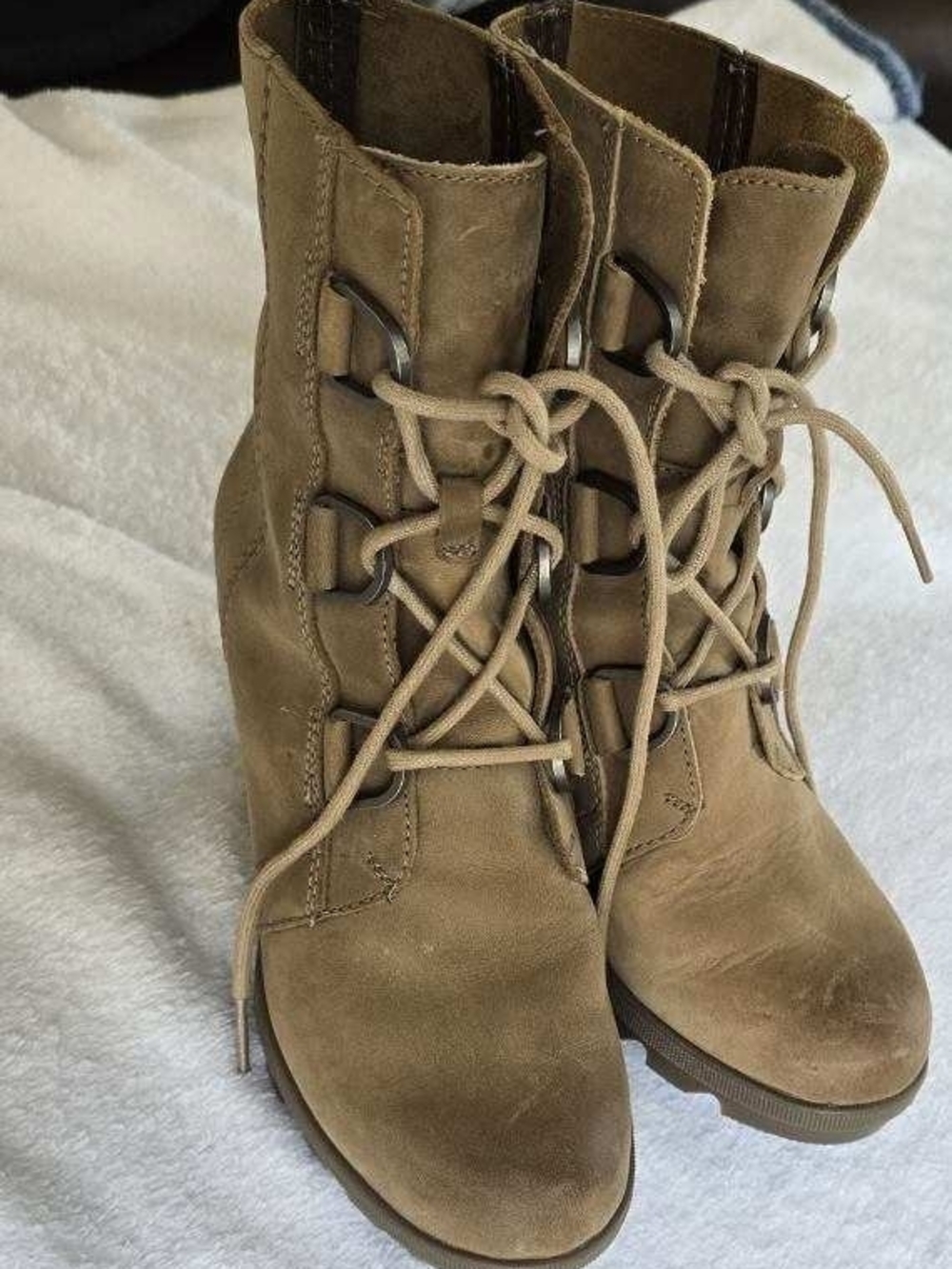Sorel Women's Tan Lace-Up Wedge Boot - Picture 6 of 6